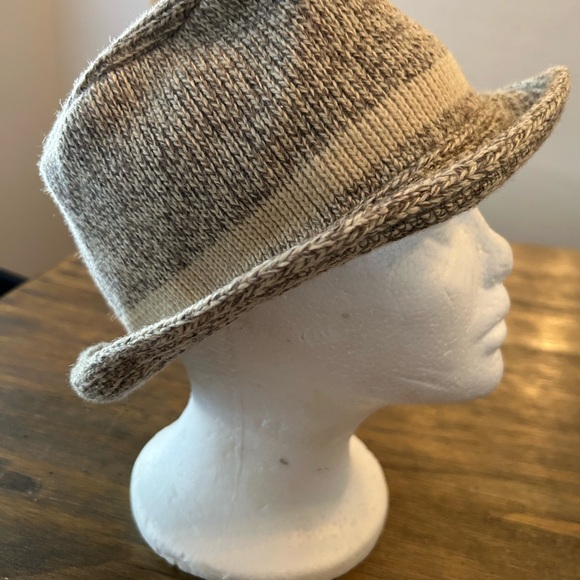 Vintage 1970’s Penthouse Wool Knit Bucket Hat - Picture 1 of 10